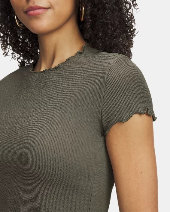 Courtside Crinkle Short Sleeve Courtside Crinkle Short Sleeve