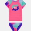 Σετ κοντομάνικου Rashguard & μπικίνι